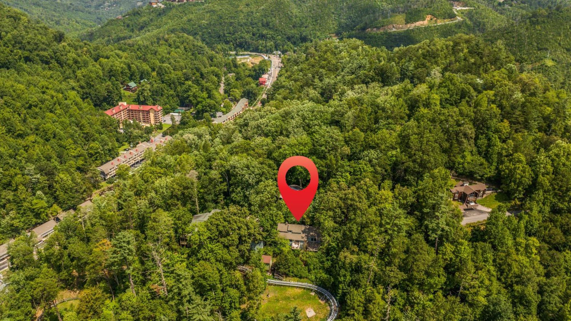 Whiskey Ridge Lodge, A Restored 1940S Gem, 2 Mins From Downtown, Breathtaking City Views, Custom Game Room, And Spacious Elegance Gatlinburg Buitenkant foto
